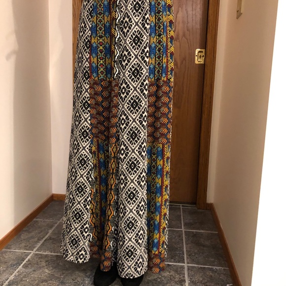Dark tribal print maxi dress - Picture 3 of 4